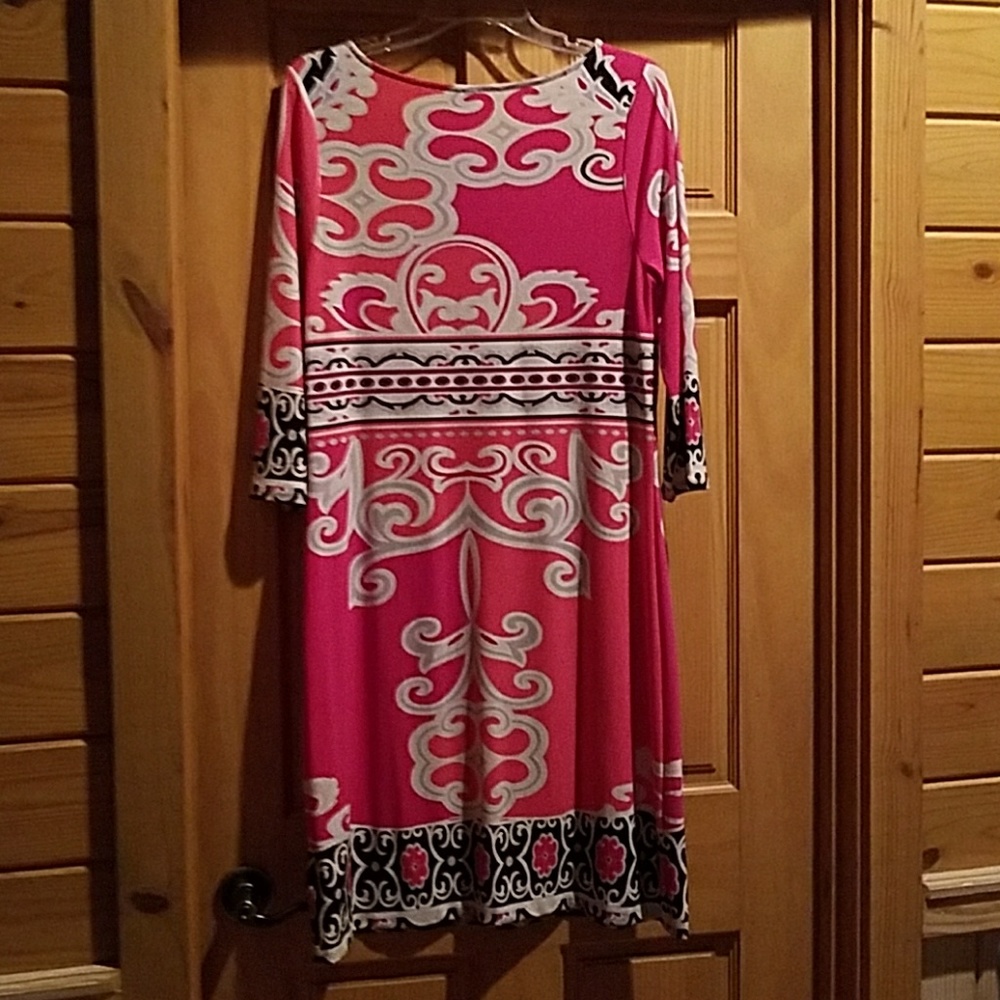 Dress - Picture 2 of 4